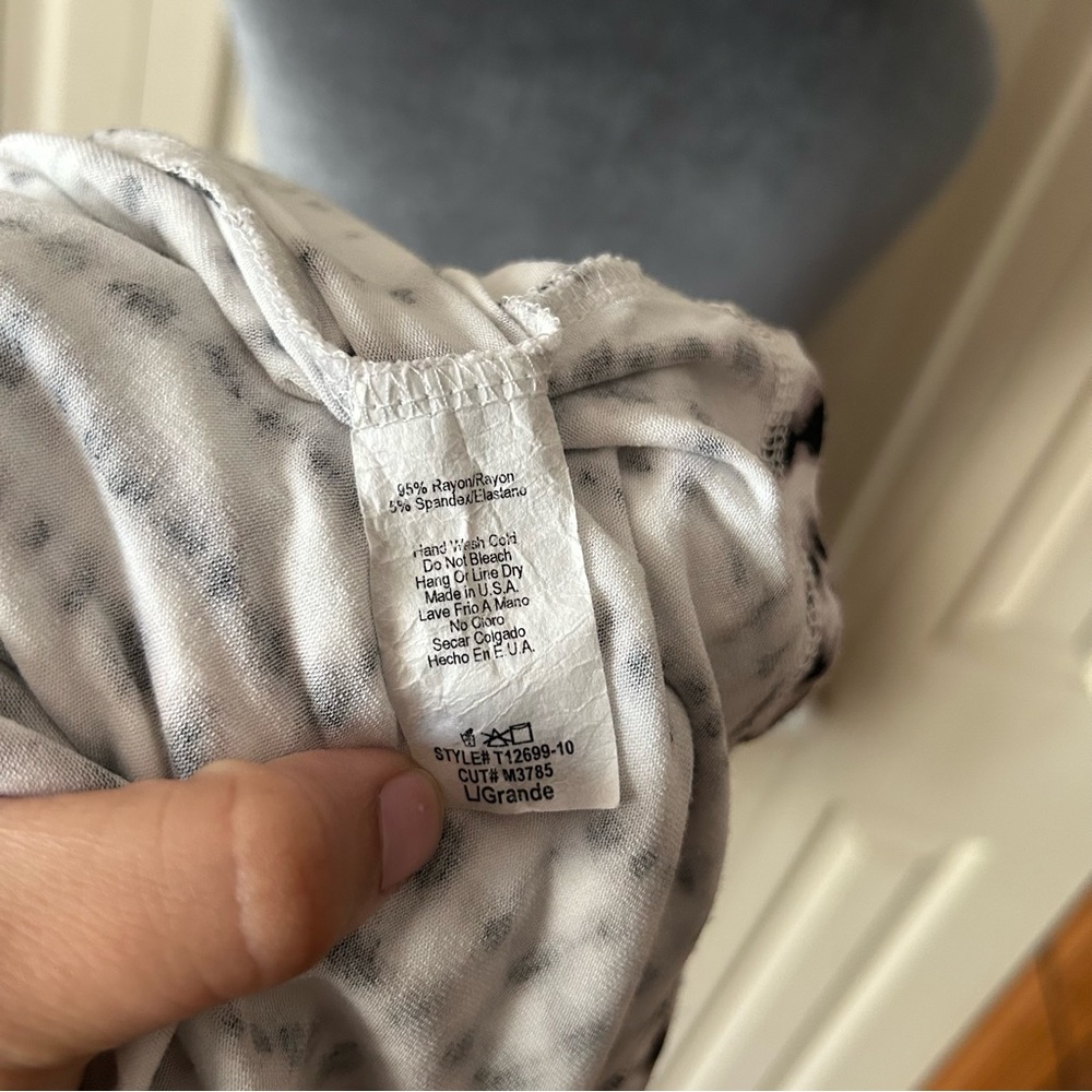 Women's Black and White Halter Top - Picture 6 of 6